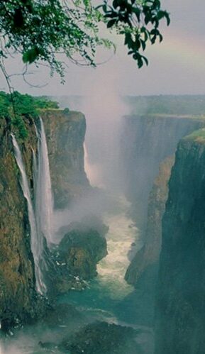 10-Day Tour of Zimbabwe, Zambia, Botswana & South Africa